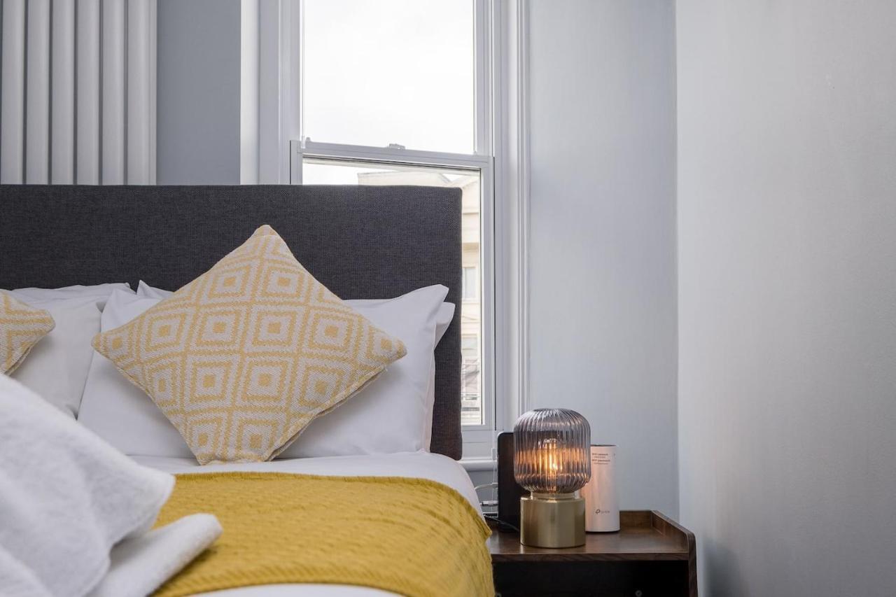 Modern Apartments With Sea Views, Steps From Brighton Beach & The Royal Pavilion Екстериор снимка