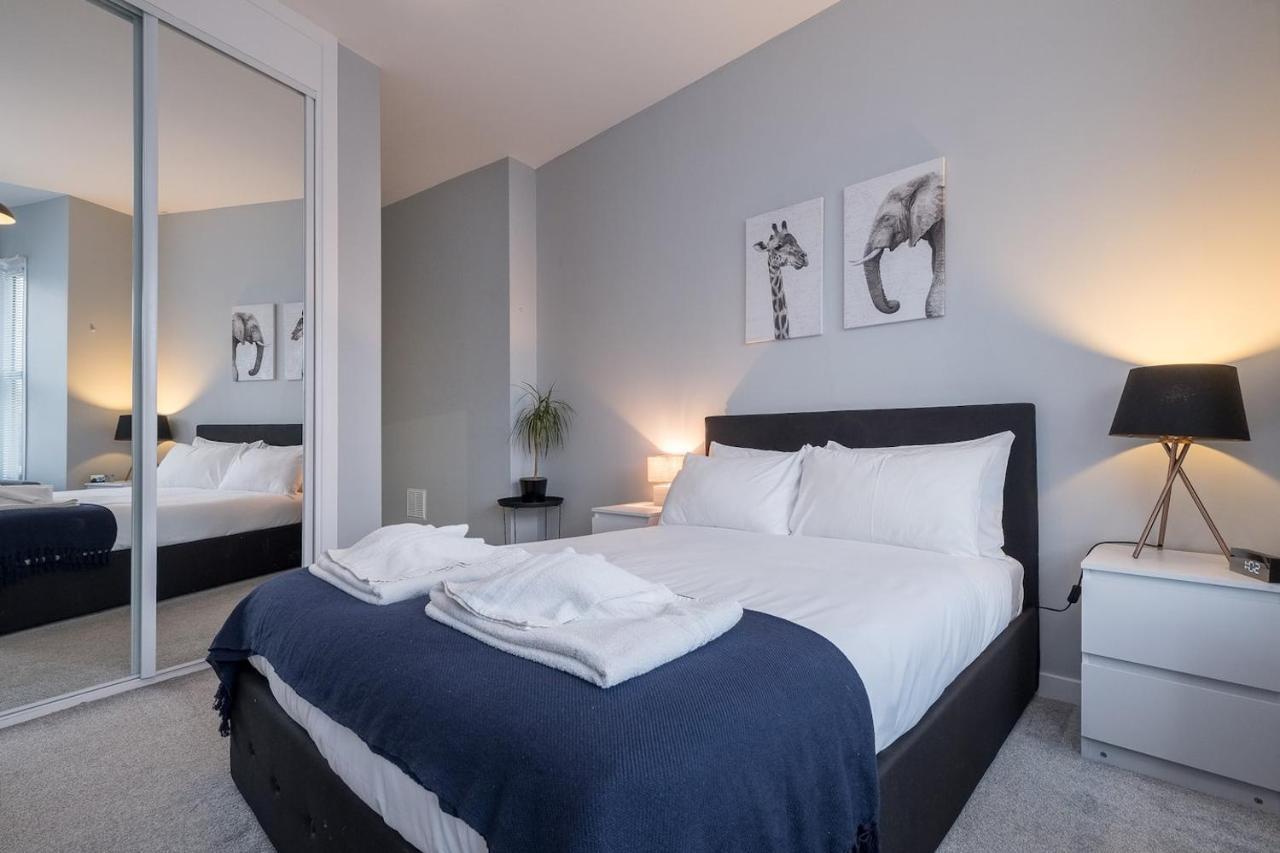 Modern Apartments With Sea Views, Steps From Brighton Beach & The Royal Pavilion Екстериор снимка